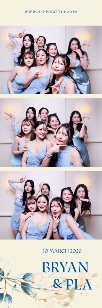 Wedding photostrip of the bridesmaids at the couple's wedding
